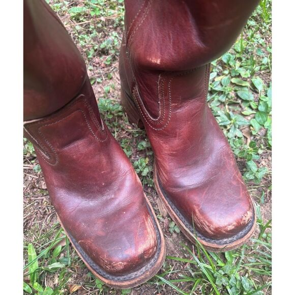 FRYE
Campus 14l Boots in Garnet Size 7 / Made In USA - Picture 9 of 16